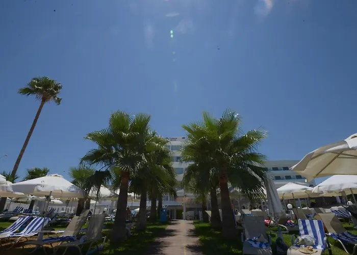 Silver Sands Beach Hotel